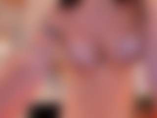 Gia Ferrera's Live Sex Cam Show