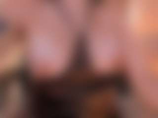 Gia Ferrera's Live Sex Cam Show
