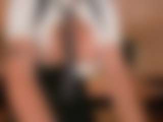 Live cam show with Gia Ferrera - Skinny Teen (18+) on instabang
