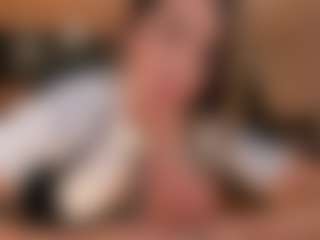 Live cam show with Gia Ferrera - Anal Teen (18+) on alttransgirls