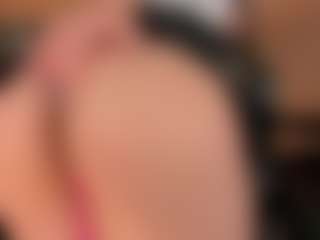 Live cam show with Gia Ferrera - Skinny Teen (18+) on pussylord.com