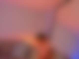 Live cam show with Gia Ferrera - Young Adult on nudelive.tv