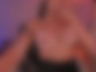 Gia Ferrera's Live Sex Cam Show