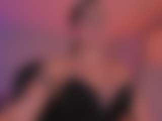 Gia Ferrera's Live Sex Cam Show