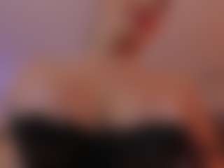 Gia Ferrera's Live Sex Cam Show