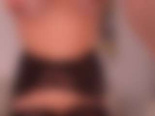 Live cam show with Gia Ferrera - Normal on Gym Cam Girls