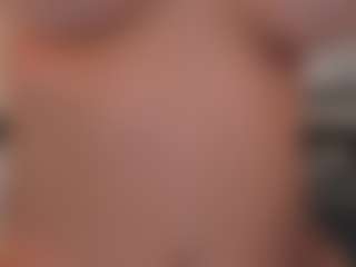 Live cam show with Gia Ferrera - Cowgirl on CamwithHer