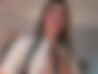 Gia Ferrera's Live Sex Cam Show