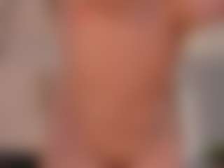 Live cam show with Gia Ferrera - Double Penetration on Camsoda