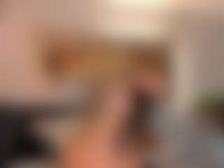 Live cam show with Gia Ferrera - Petite Young Adult on Camsoda