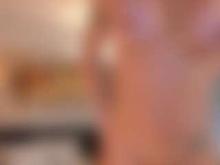 Live cam show with Gia Ferrera - HD on Camsoda