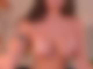 Gia Ferrera's Live Sex Cam Show