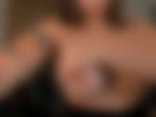 Gia Ferrera's Live Sex Cam Show