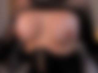 Gia Ferrera's Live Sex Cam Show