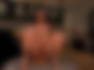 Live cam show with Gia Ferrera - Petite Young Adult on madthumbs