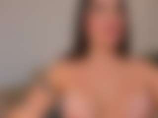 Live cam show with Gia Ferrera - Cowgirl on TeamSkeetLive