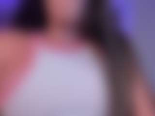 Live cam show with Gia Ferrera - Erotic Dance on milfzrlive.com