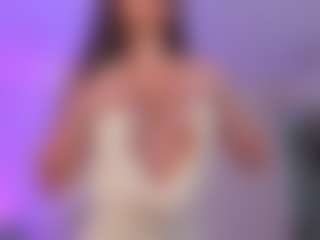 Live cam show with Gia Ferrera - Petite on mypornchat.com