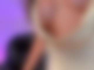 Gia Ferrera's Live Sex Cam Show