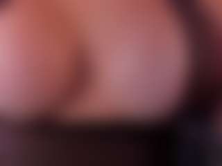 Gia Ferrera's Live Sex Cam Show