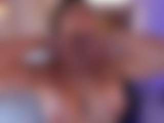 Gia Ferrera's Live Sex Cam Show