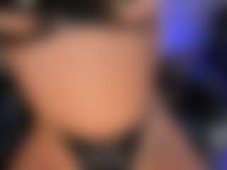 Gia Ferrera's Live Sex Cam Show