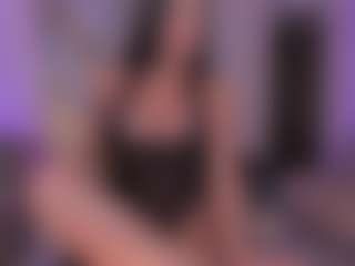 Gia Ferrera's Live Sex Cam Show