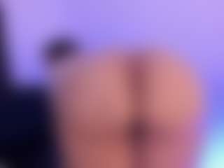 Live cam show with AbellaRider - BBW on SquirtSoMuch