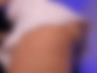 AbellaRider's Live Sex Cam Show