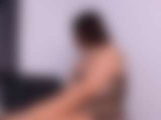 AbellaRider's Live Sex Cam Show