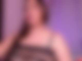 Live cam show with AbellaRider - Facial Piercings on Camsoda