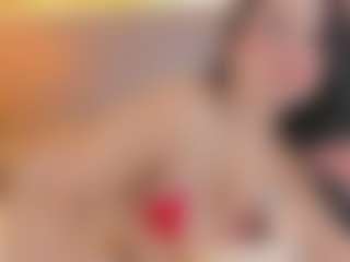 natalia-20 MILF webcam performer live streaming