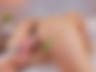 natalia-20's Live Sex Cam Show