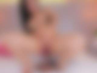 natalia-20 MILF webcam performer live streaming