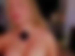 Anahira Solange's Live Sex Cam Show