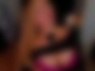 Live cam show with Anahira Solange - Green Eyes on liverealitysex.com