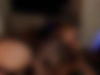 Cam Show en direct de Anahira Solange