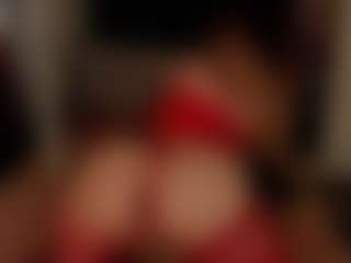 Live cam show with Anahira Solange - Green Eyes on Gym Cam Girls
