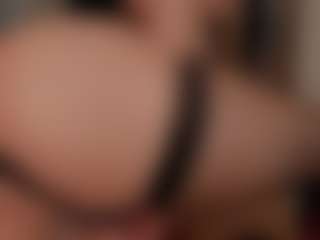 Anahira Solange's Live Sex Cam Show