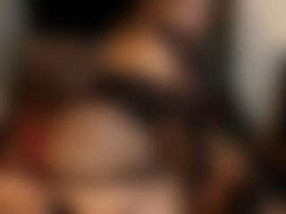 Live cam show with Anahira Solange - Shaved Pussy on instabang