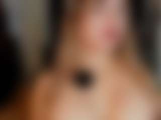 Anahira Solange's Live Sex Cam Show