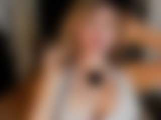 Anahira Solange's Live Sex Cam Show