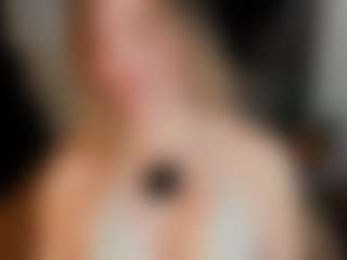 Anahira Solange's Live Sex Cam Show
