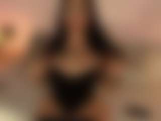 Live cam show with Tamy_Honey - Skinny on Mixed Magazine Live