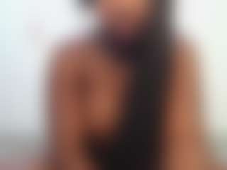 Live cam show with Ebony Rose - Gagging on instabang