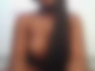 Live cam show with Ebony Rose - Gagging on Milf Play
