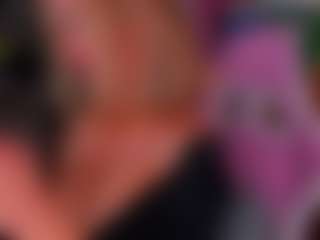 Live cam show with F E R   ღ ♥ - Brown Eyes Blonde Hair on live18s.com