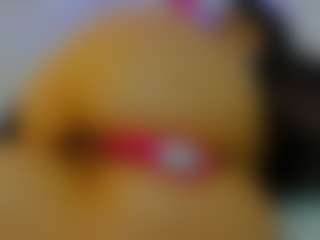 Live cam show with Abella-skin - Butt Plug on CamClone