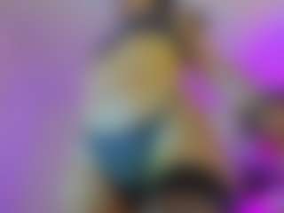 Live cam show with Abella-skin - Dress on alttransgirls