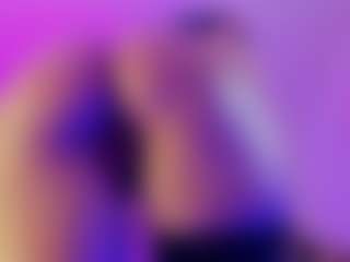 Live cam show with Abella-skin - Double Penetration on CamSextacy